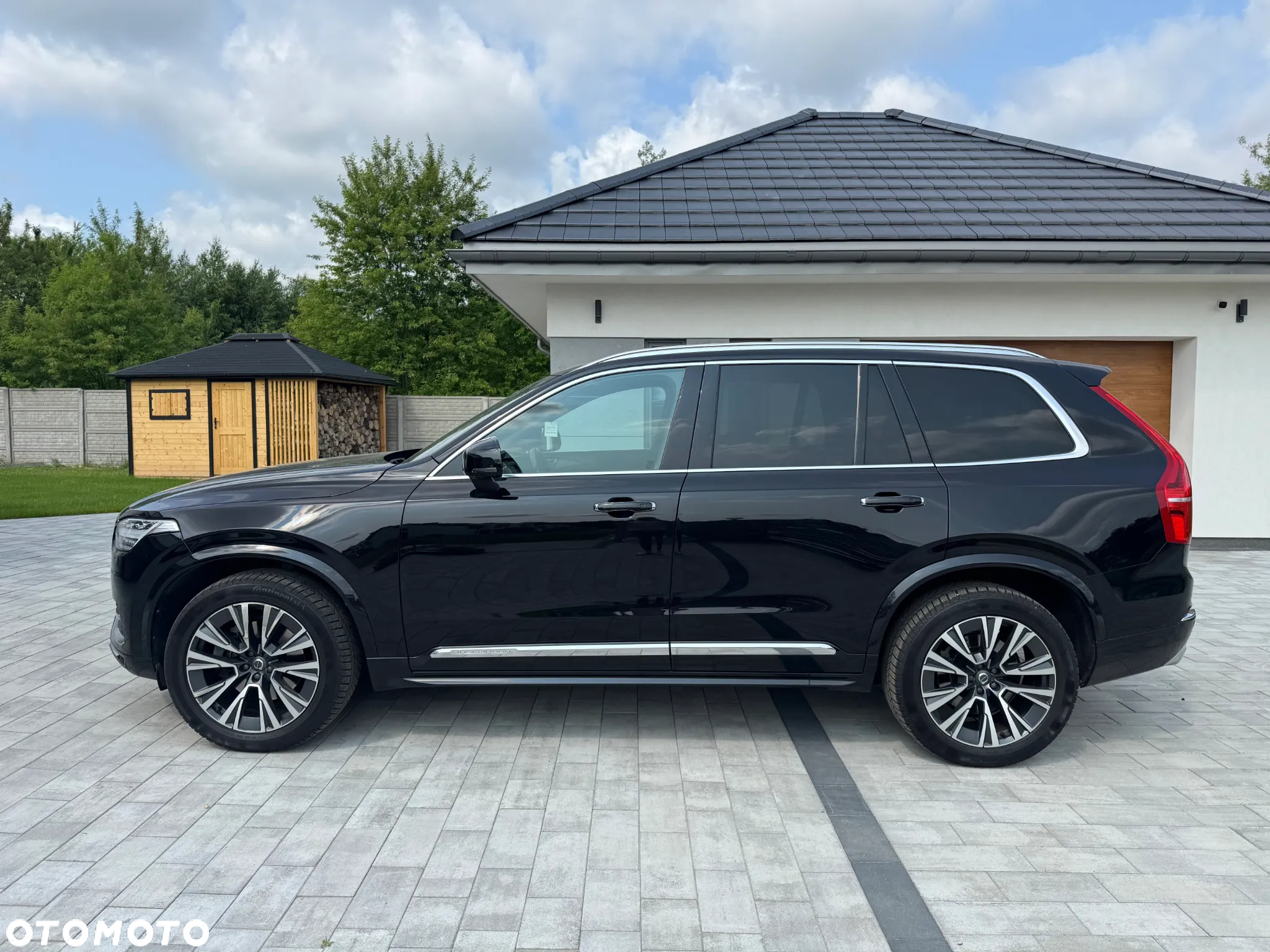 Volvo XC 90 - 9