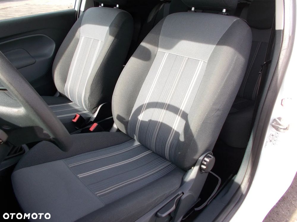 Ford Fiesta 1.25 Trend Edition - 19