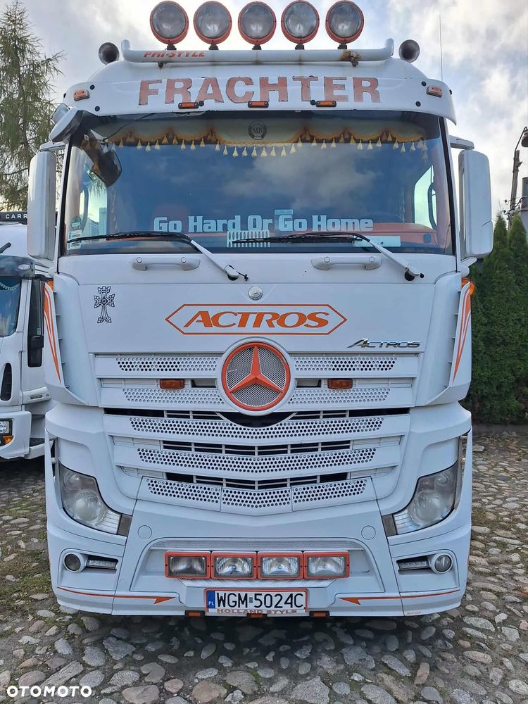 Mercedes-Benz ACTROS - 1