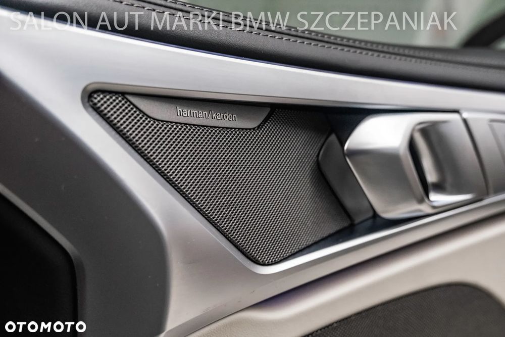 BMW Seria 8 840i xDrive - 36