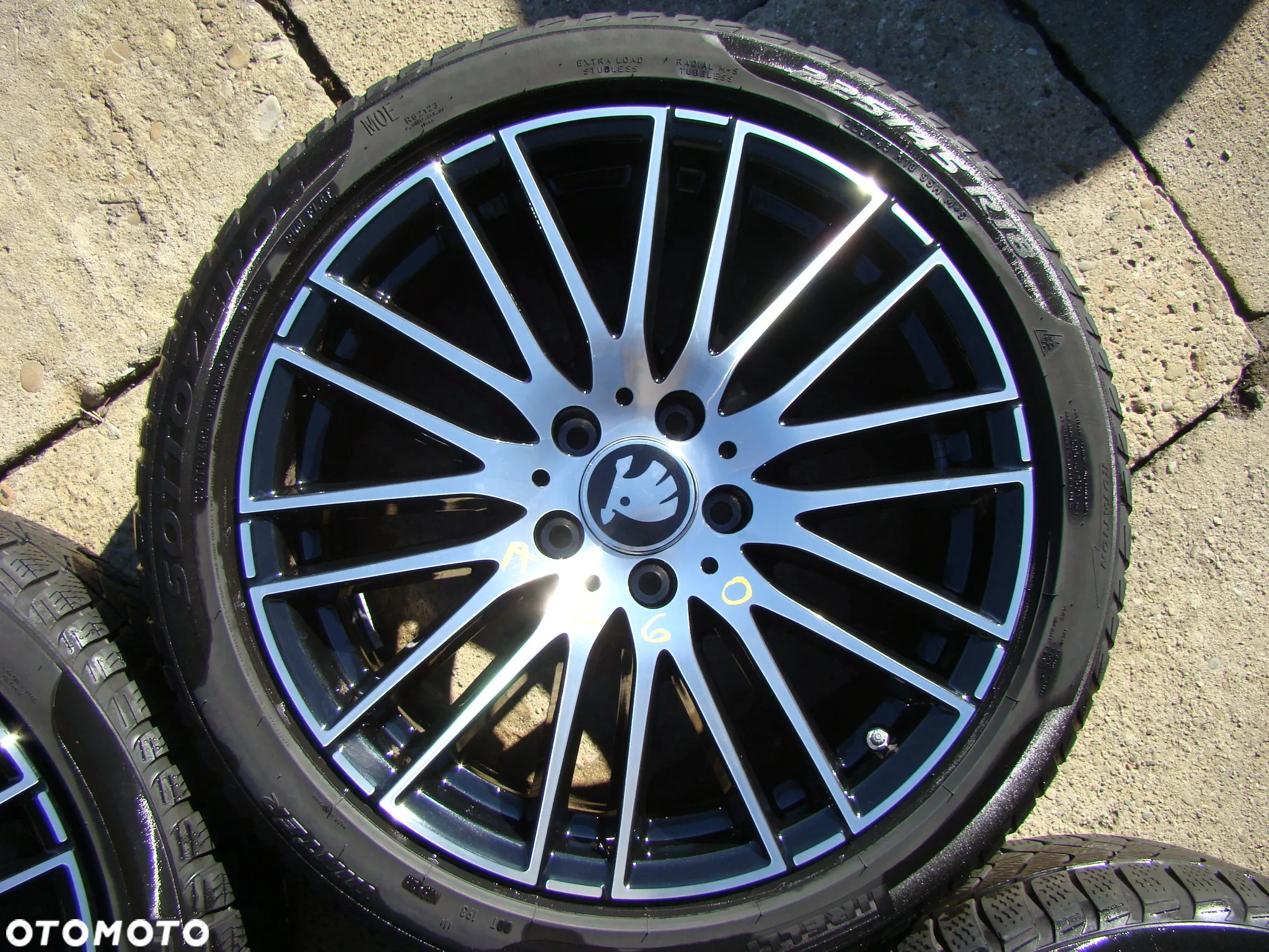 a260 5x112 Skoda Octavia Superb Yeti 7,5jx18 et40 opony zima 225/45 - 5