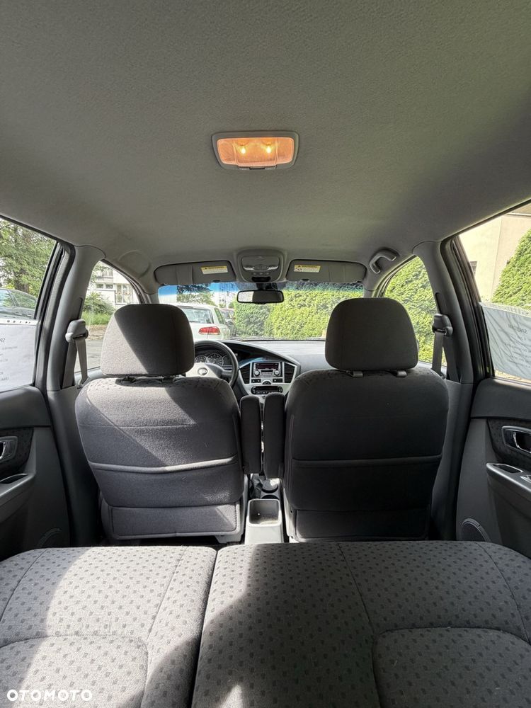 Kia Carens 2.0 EX - 19