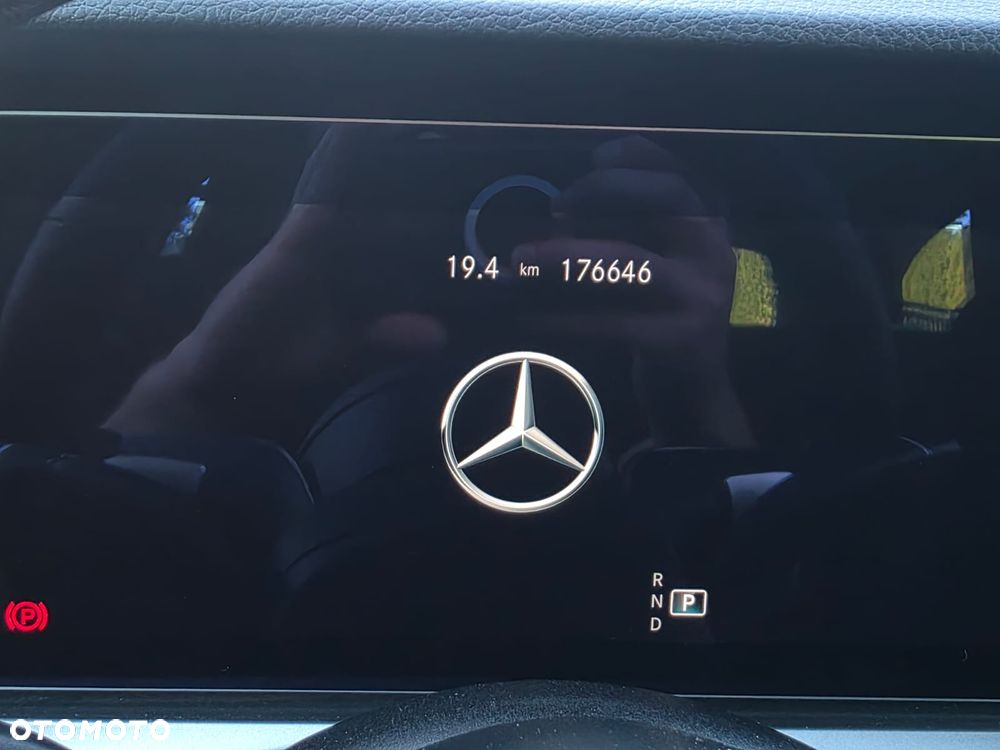 Mercedes-Benz Klasa E 250 (BlueTEC) d 9G-TRONIC - 19
