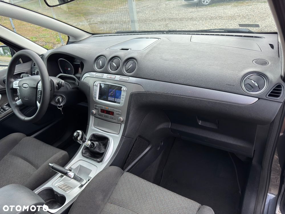 Ford S-Max 2.0 TDCi Trend - 31