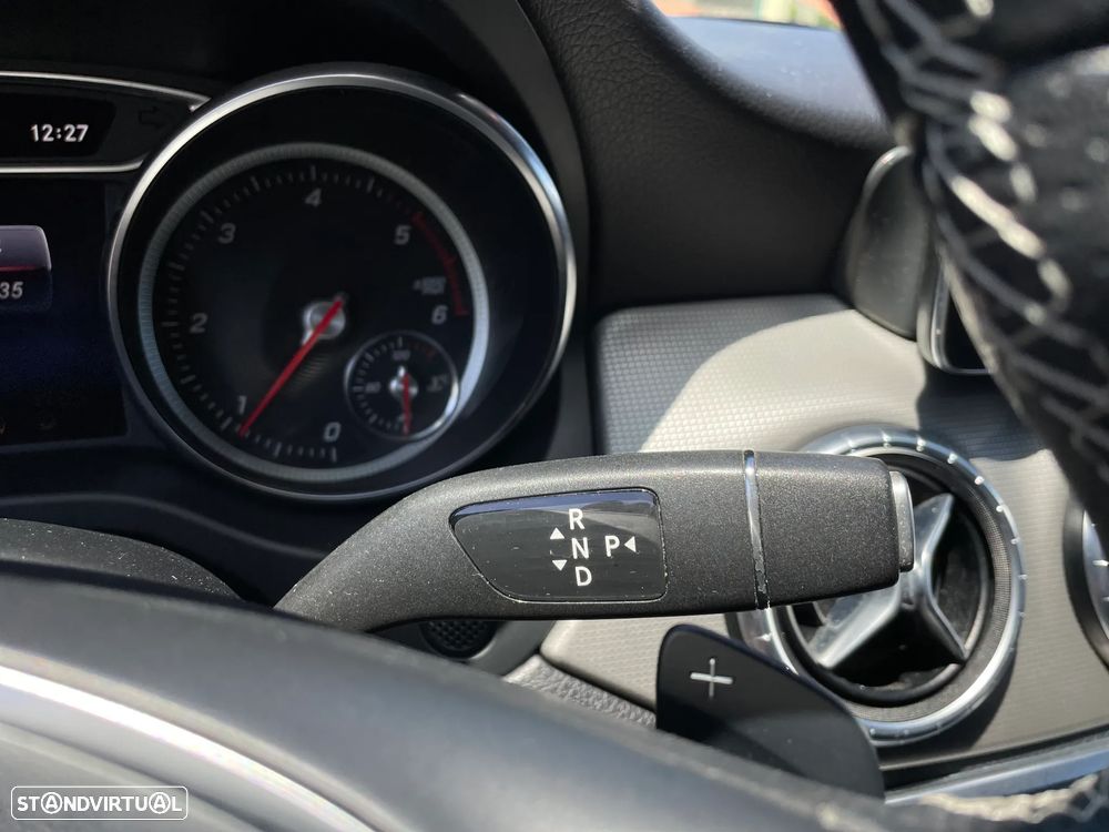 Mercedes-Benz CLA 180 d Urban Aut. - 12