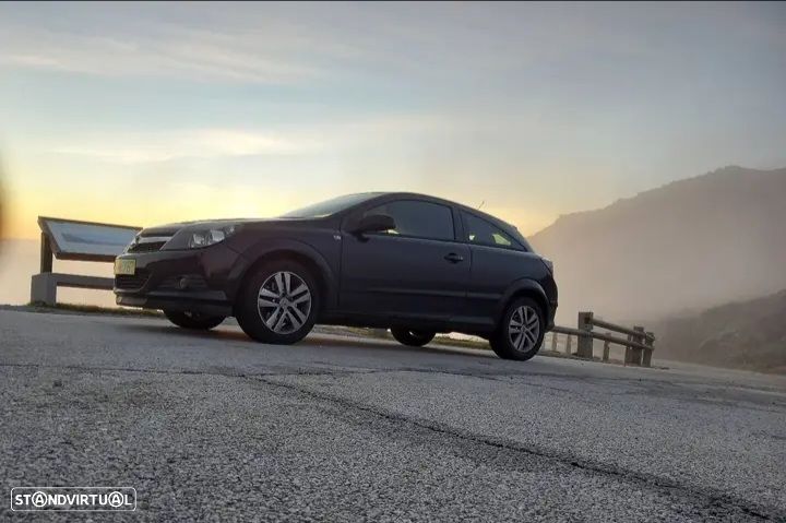 Opel Astra GTC 1.7 CDTi - 2