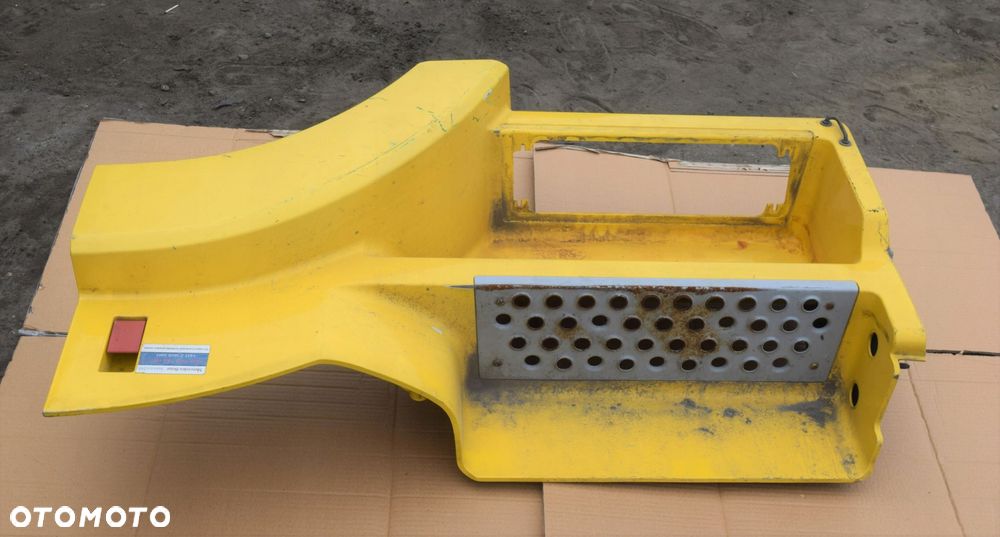 STOPNICA MERCEDES ACTROS MP3 A 943 666 38 01 - 4