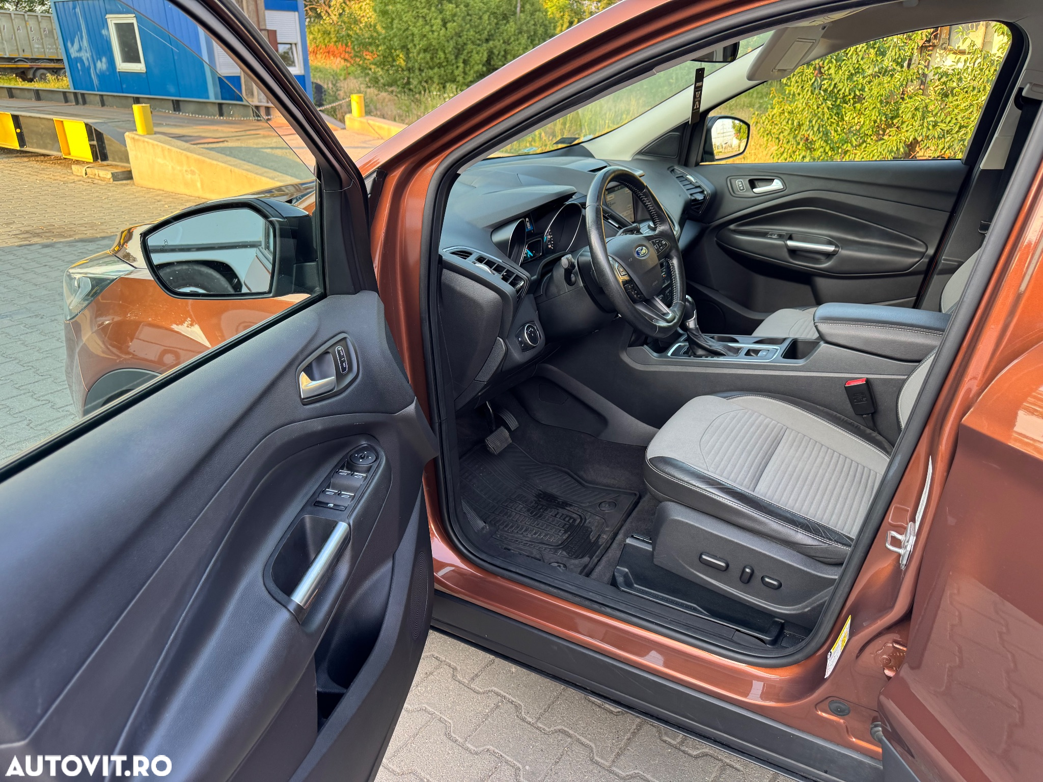 Ford Escape - 6