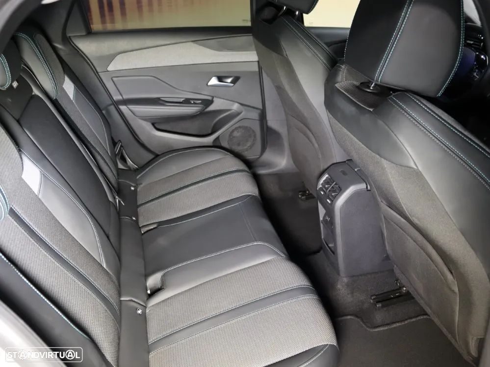 Peugeot 308 SW 1.2 PureTech Allure Pack EAT8 - 11