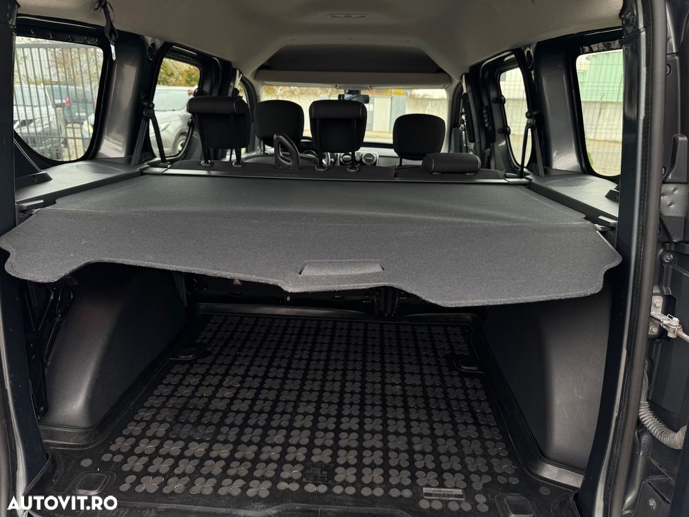 Dacia Dokker dCi 90 Stepway - 14