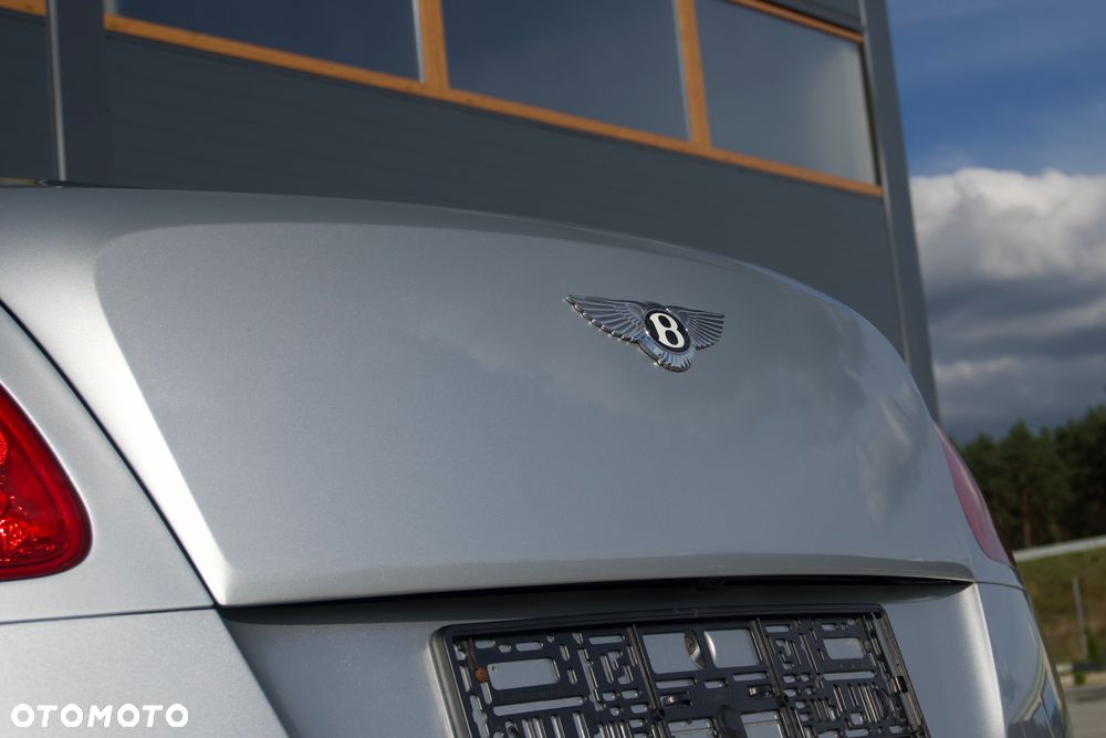 Bentley Continental GT W12 - 5