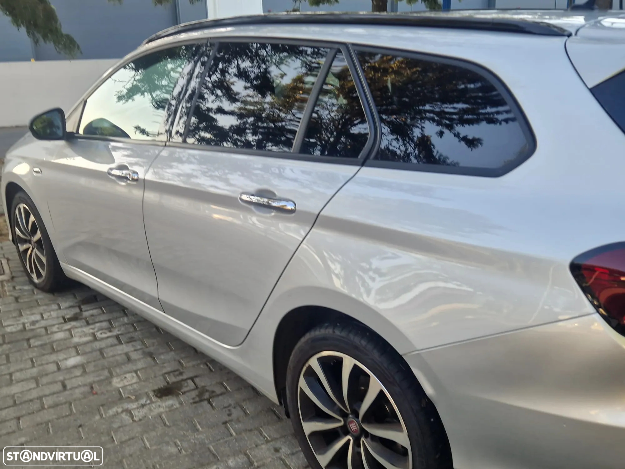 Fiat Tipo Station Wagon 1.3 M-Jet Lounge - 10