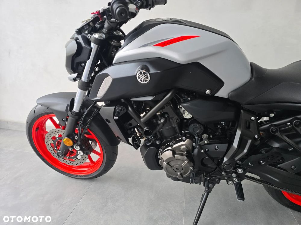 Yamaha MT - 18