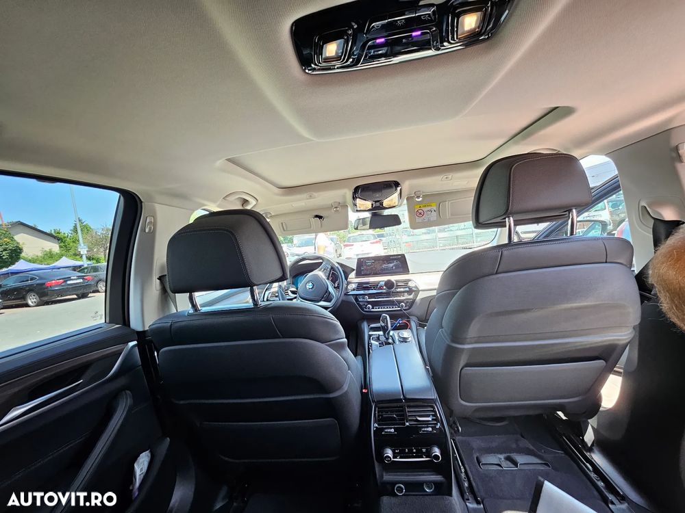 BMW Seria 5 530d xDrive Aut. M Sport Edition - 13