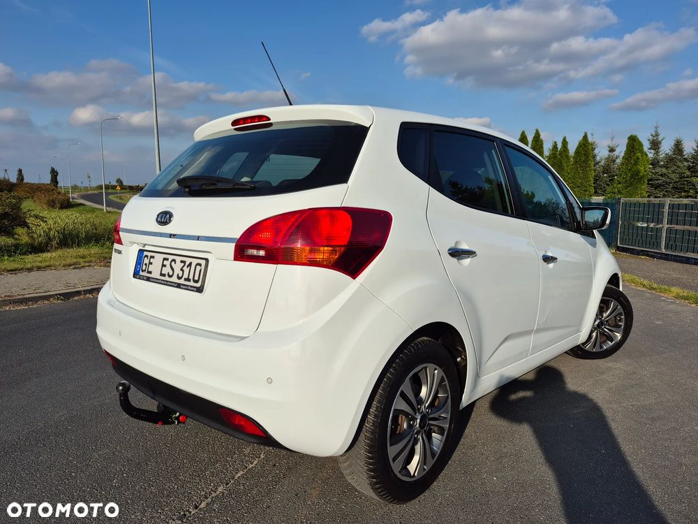 Kia Venga - 3
