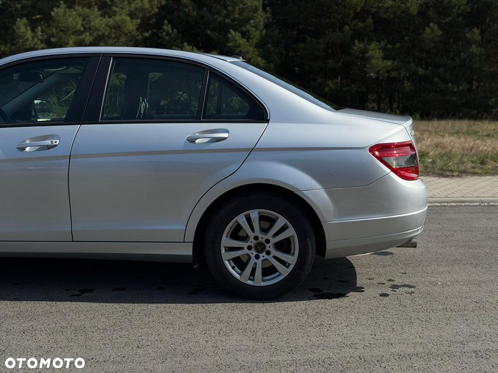 Mercedes-Benz Klasa C 180 Kompressor Elegance - 4