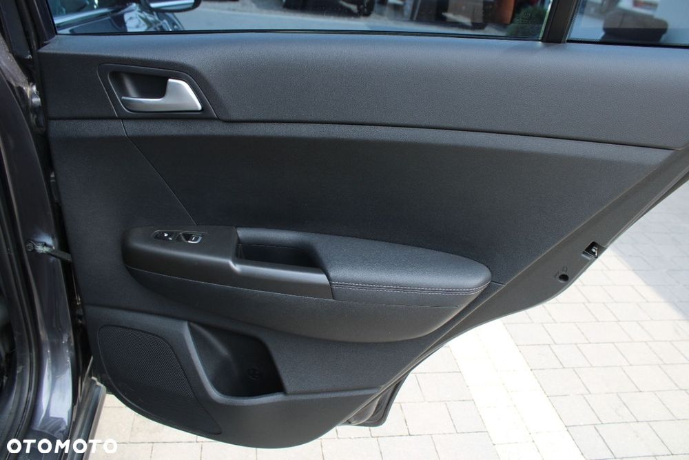 Kia Sportage - 25