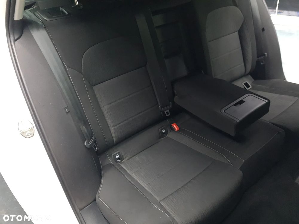 Skoda Superb 2.0 TDI DSG Sportline - 22