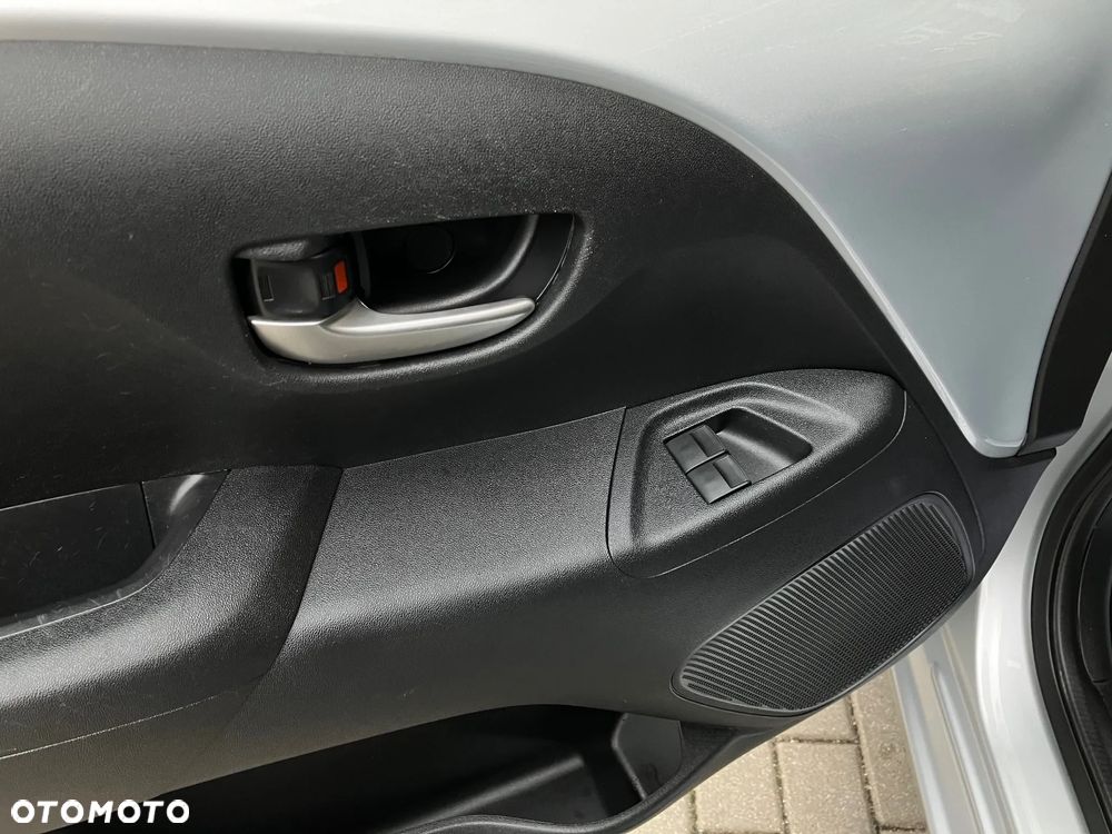 Toyota Aygo x-play - 27