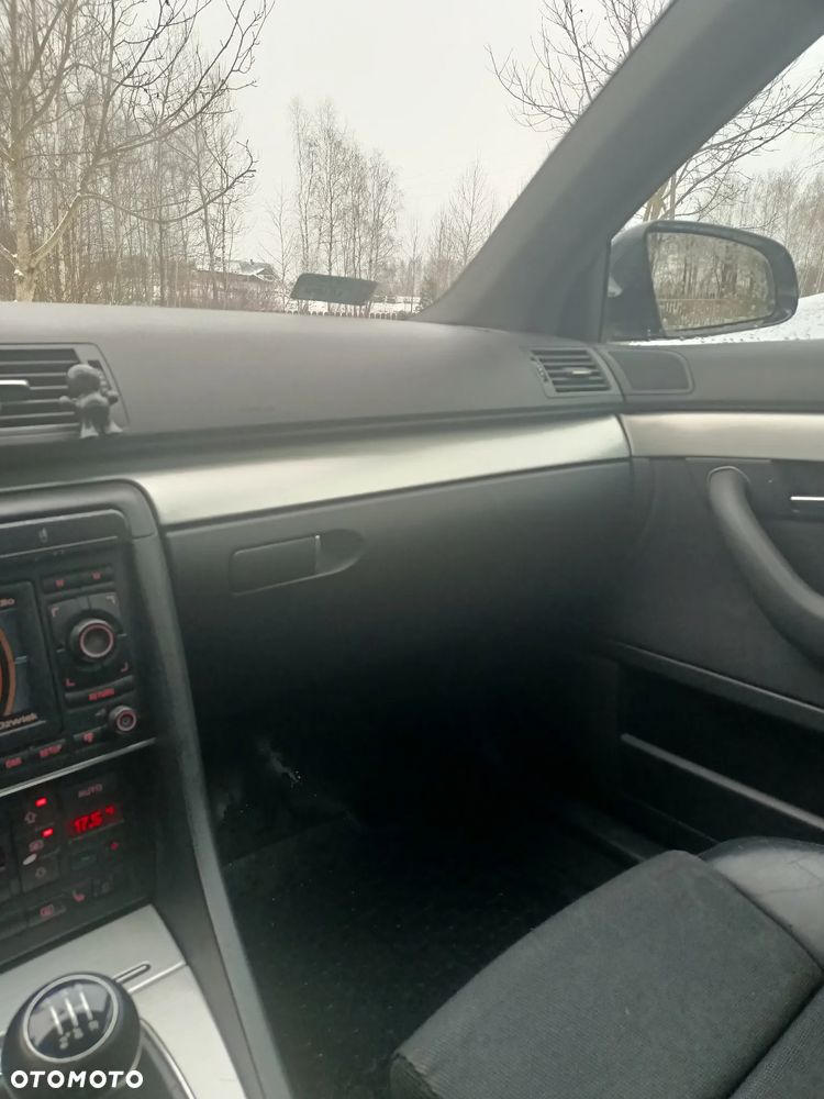 Audi A4 Avant 1.8T - 21