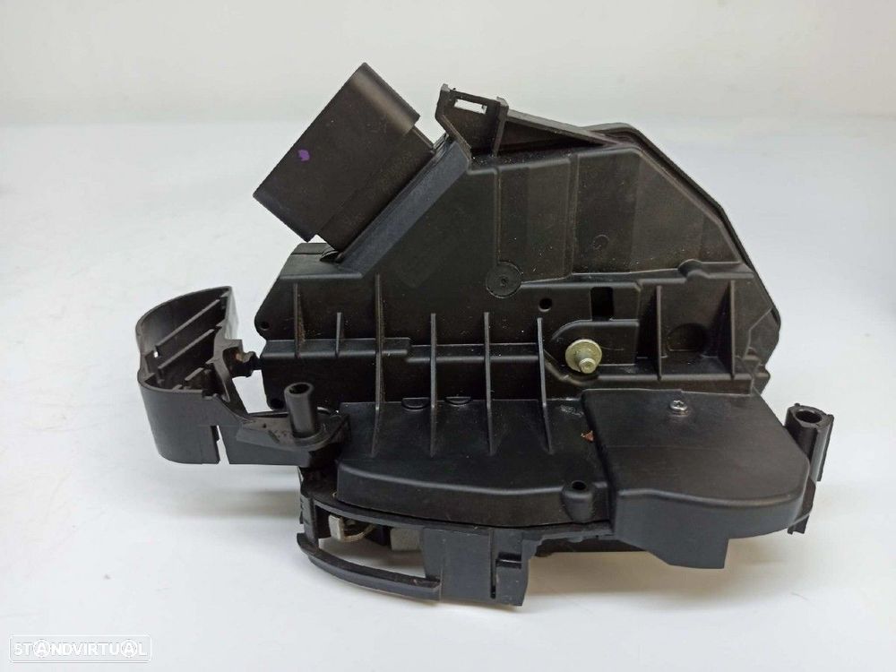 FECHADURA PORTA FRENTE ESQUERDA FORD FOCUS LIM. TREND + - 1