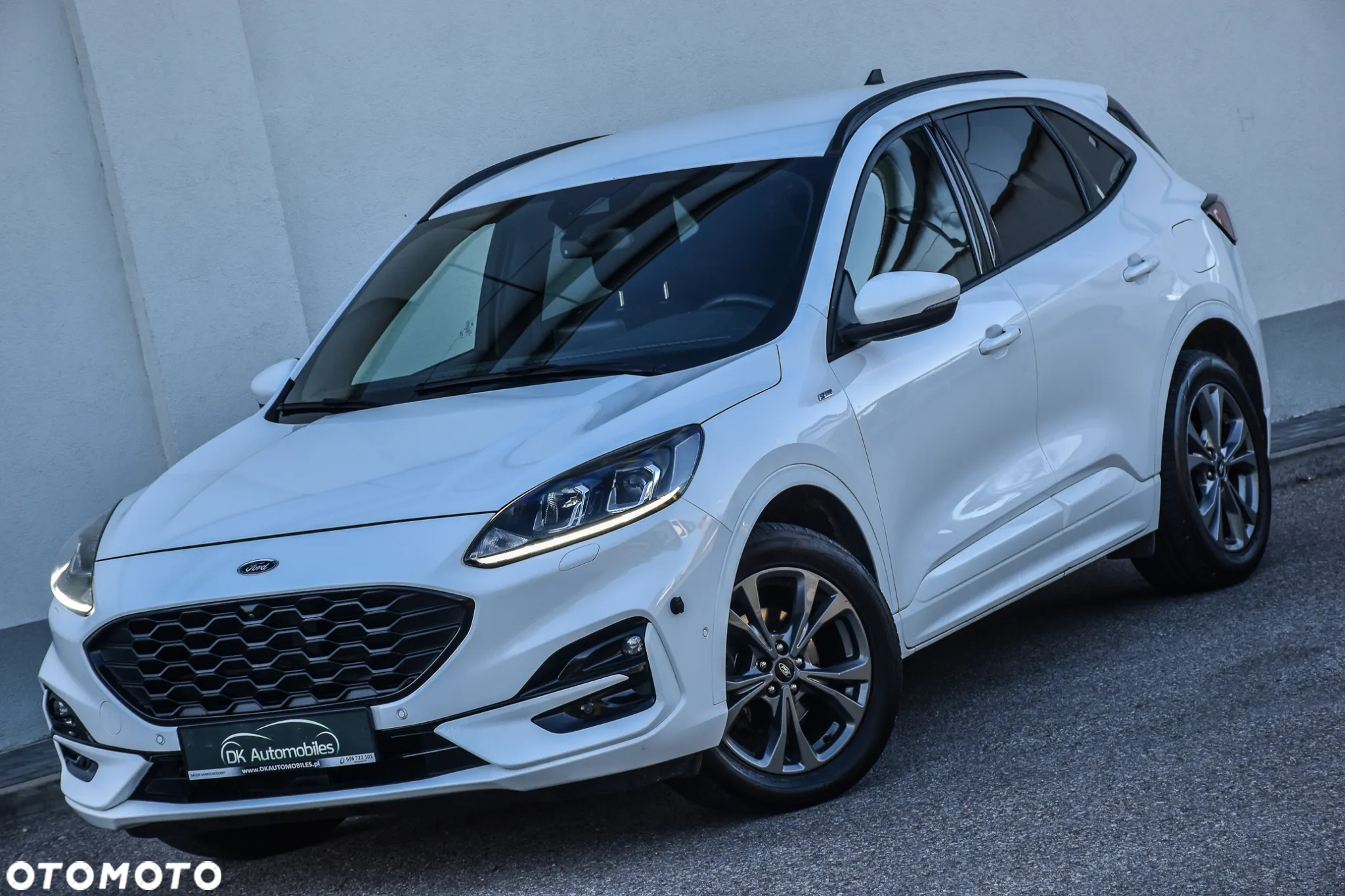 Ford Kuga 2.0 EcoBlue 4x4 ST-LINE X - 3