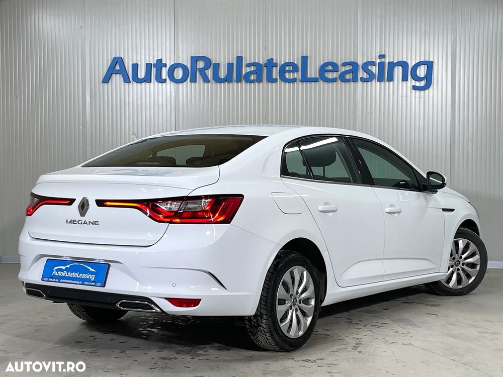 Renault Megane TCe EDC Zen - 3