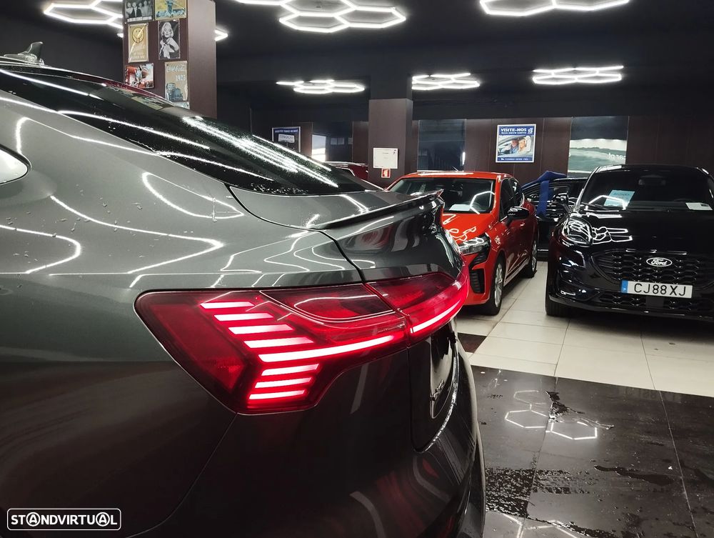 Audi e-tron Sportback 55 quattro S line - 16