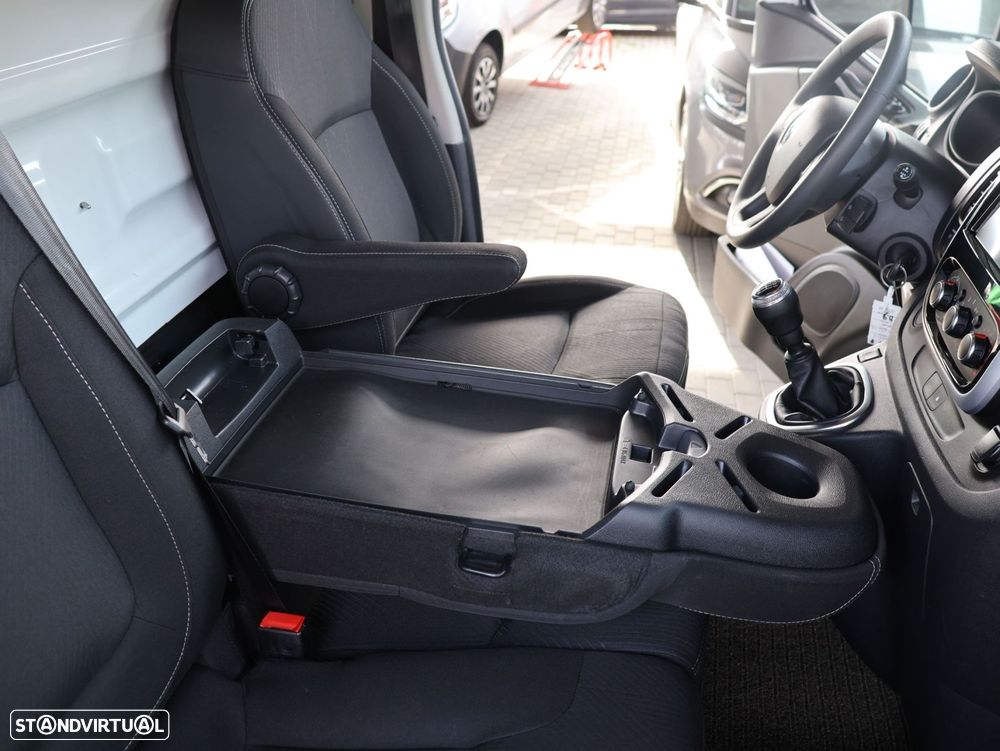 Renault Trafic 2.0 dCi L1H1 1.0T - 32