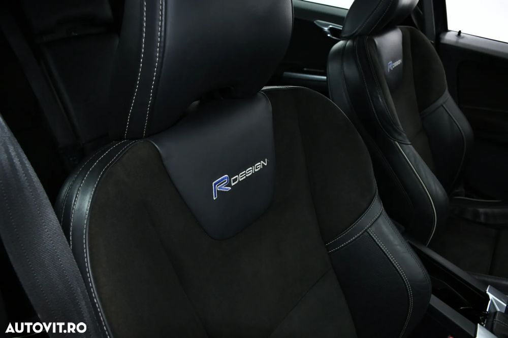 Volvo XC 60 D4AWD R-Design - 17