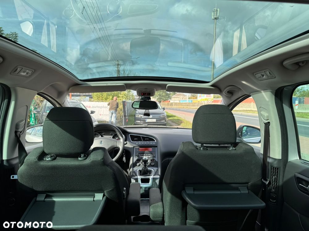 Peugeot 5008 1.6 HDi Premium - 26