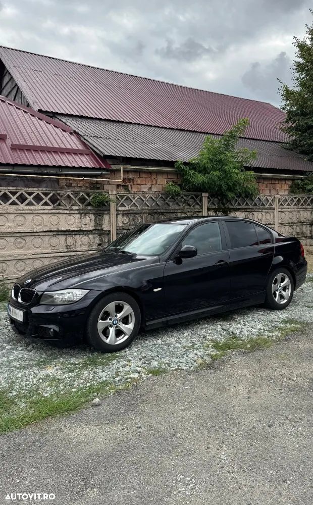 BMW Seria 3 320d EfficientDynamics Edition - 6