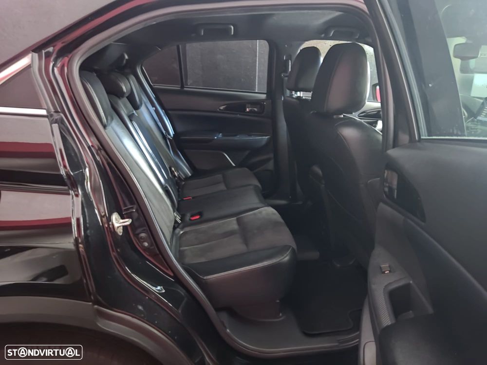 Mitsubishi Eclipse Cross - 17