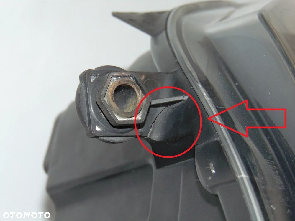 ORYGINAŁ lampa przednia przód lewa prawa czarna VW Volkswagen Polo 4 IV 9N FL lift 05-09r - 19