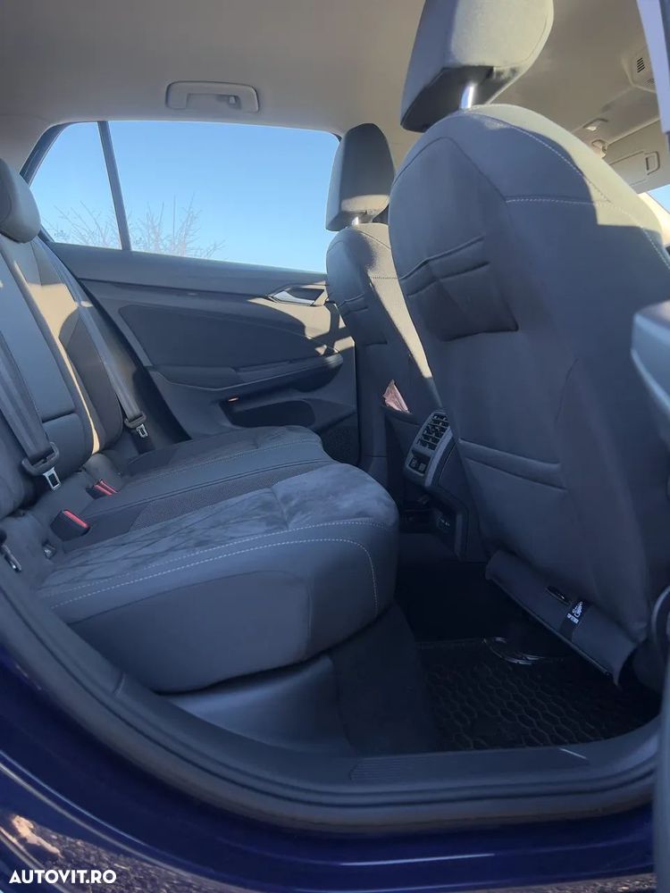 Volkswagen Golf 1.5 eTSI ACT DSG MHEV Style - 23