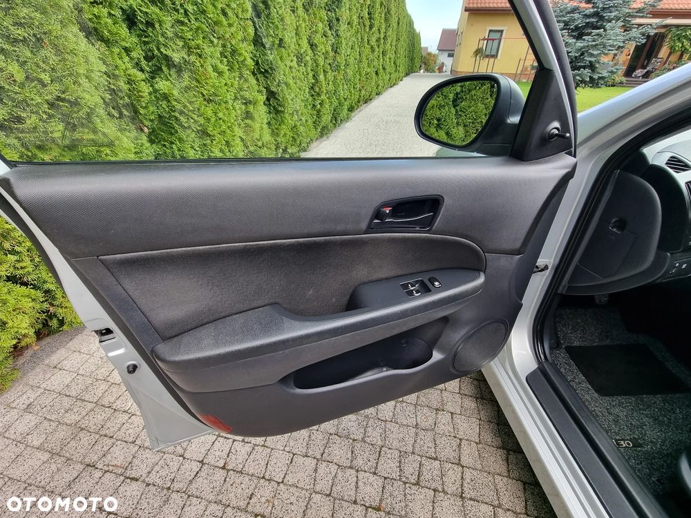 Hyundai i30 1.4 Edition Plus - 14