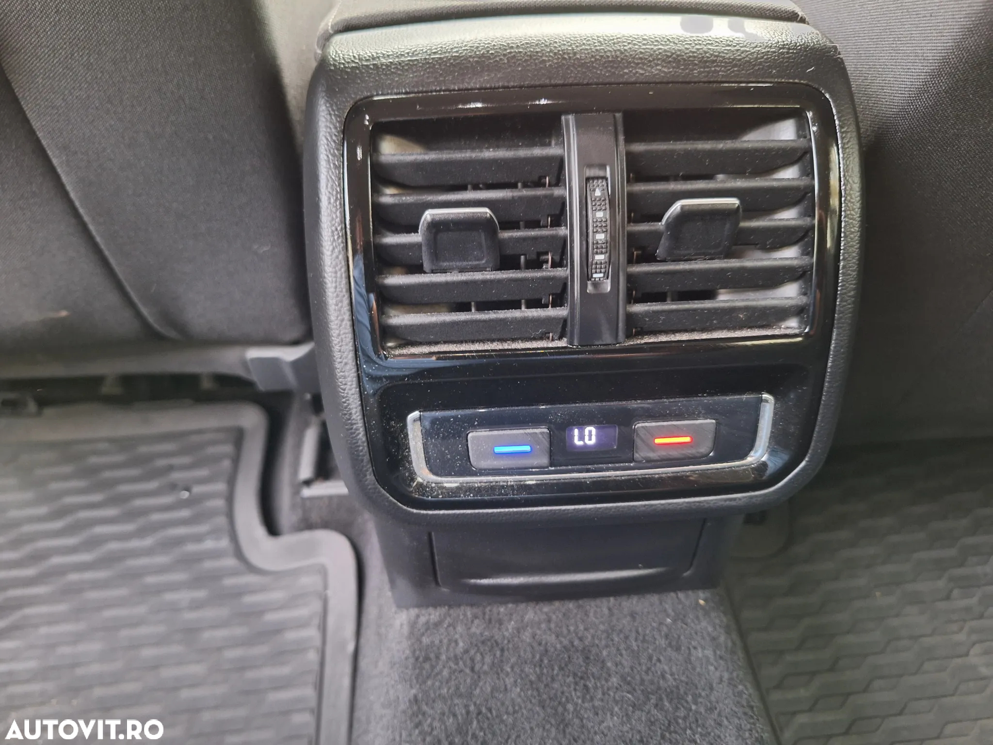 Volkswagen Passat Variant 2.0 TDI (BlueMotion Technology) Comfortline - 6