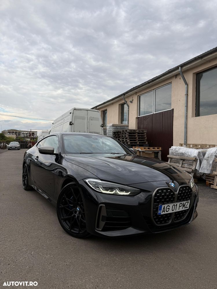 BMW M4 M440i xDrive AT MHEV - 1