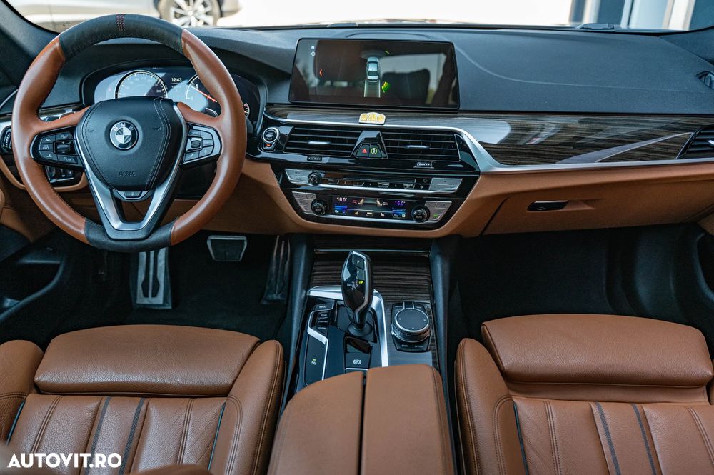 BMW Seria 5 525d Aut. Sport Line - 12