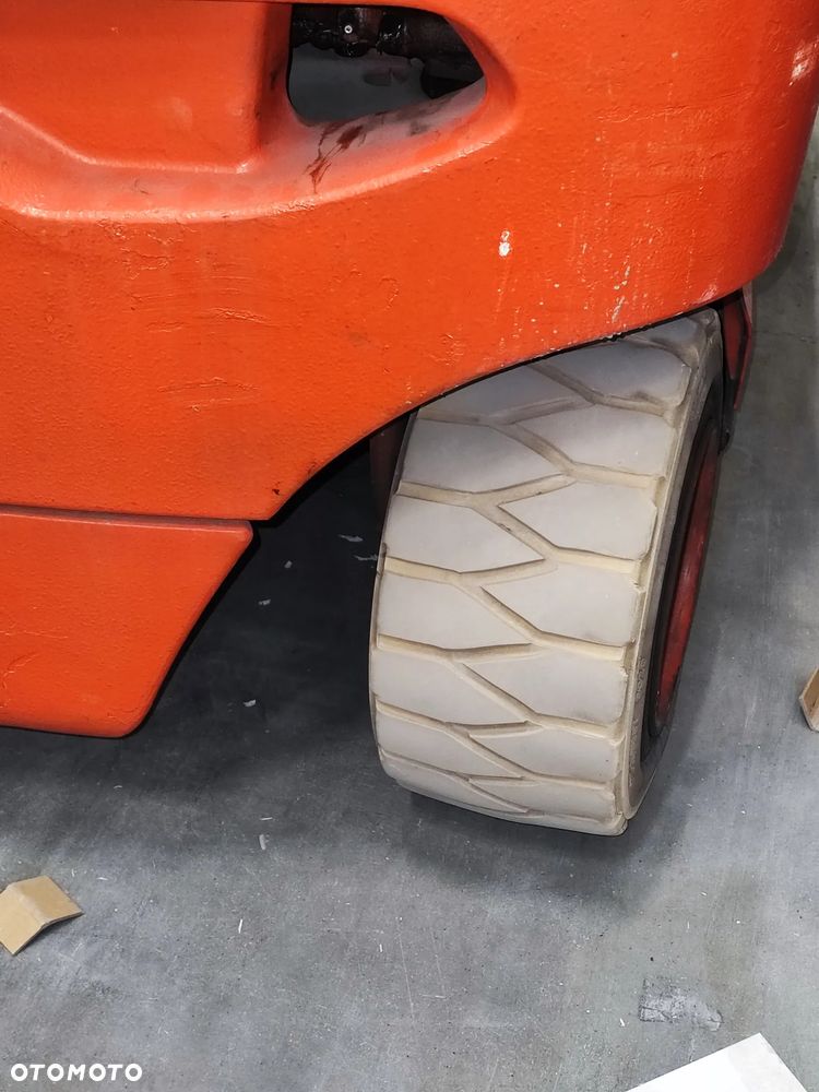 Linde E30 - 14