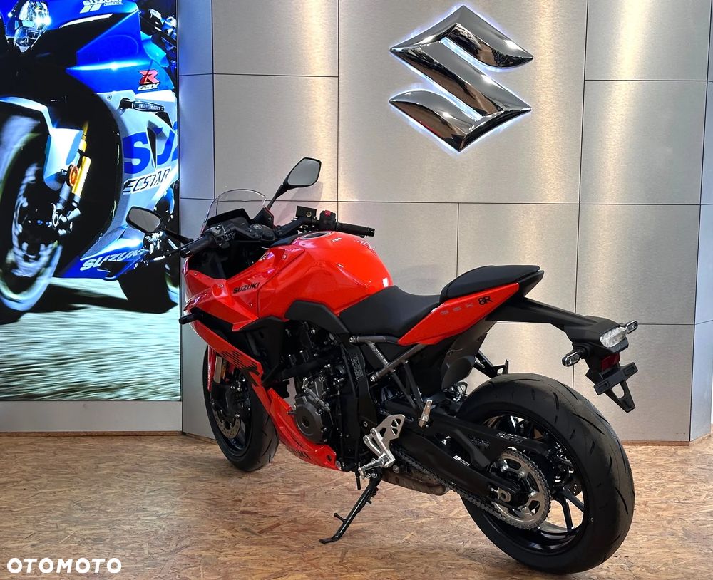 Suzuki GSX - 9