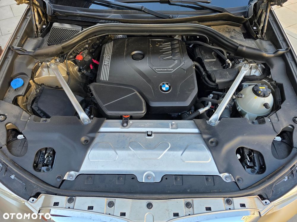 BMW X4 xDrive20i xLine sport - 38