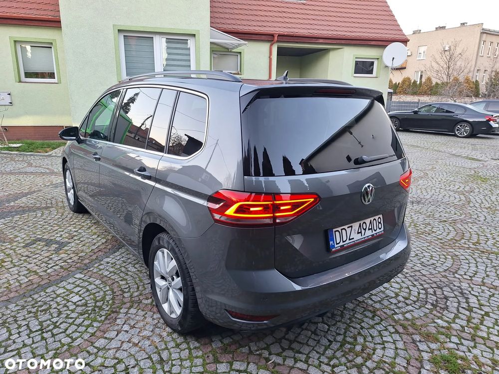 Volkswagen Touran 2.0 TDI SCR (BlueMotion Technology) DSG Comfortline - 4