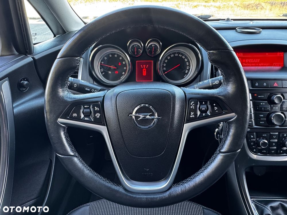 Opel Astra 1.4 Turbo Cosmo - 22