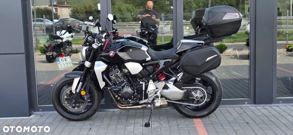 Honda CB - 24