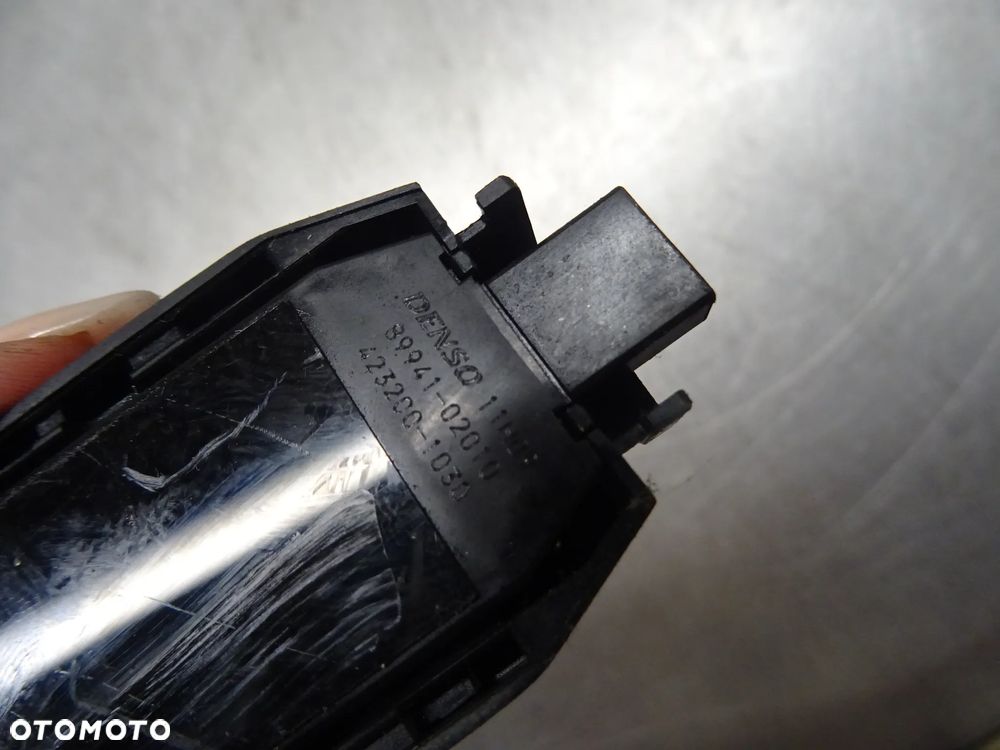TOYOTA AURIS 06-09 1.4 D4D SENSOR DESZCZU 423200-1030 - 4