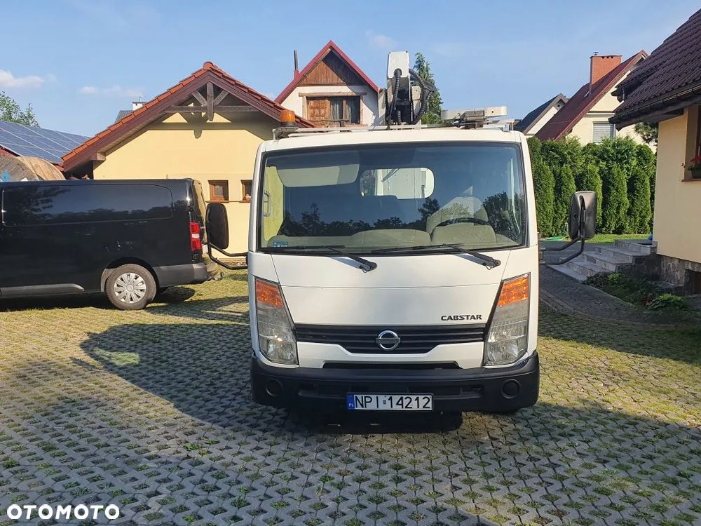Nissan Cabstar - 4