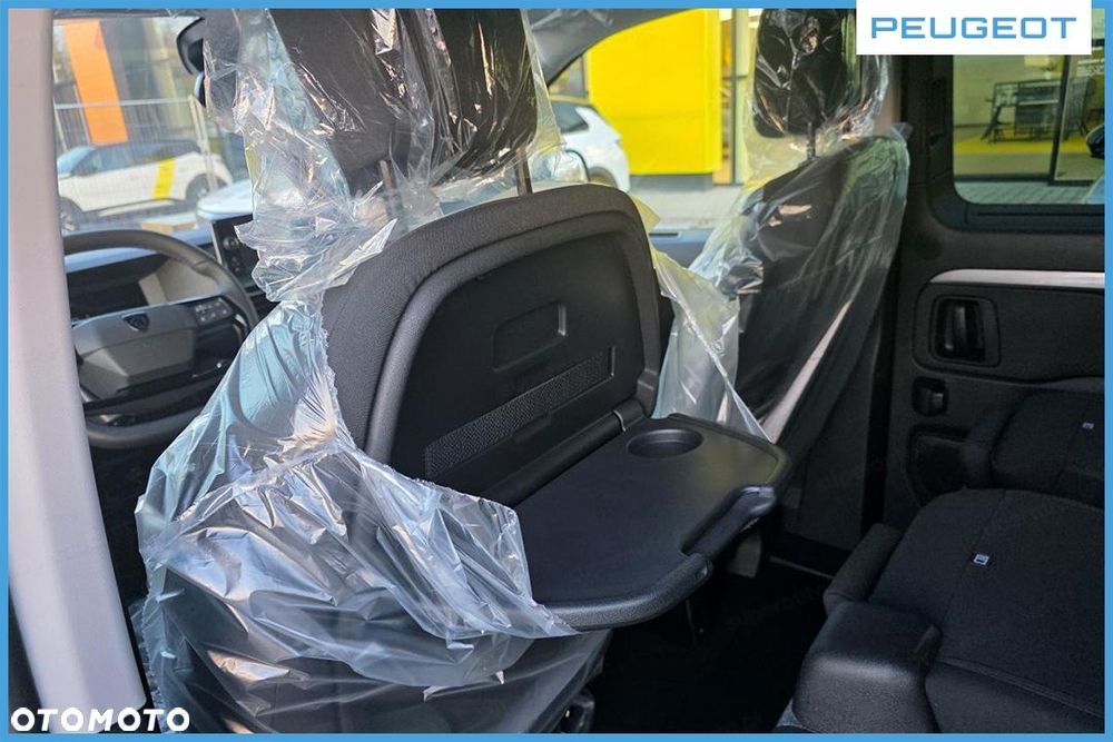 Peugeot Traveller - 7