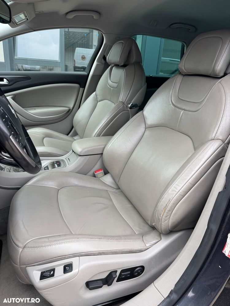 Citroën C5 2.0 HDi FAP Susp M Seduction - 16