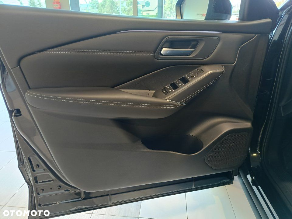 Nissan Qashqai - 11